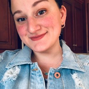 Meet your Posher, Jules